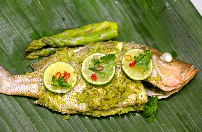 Banana Leaf – Wrapped Green Curry Fish